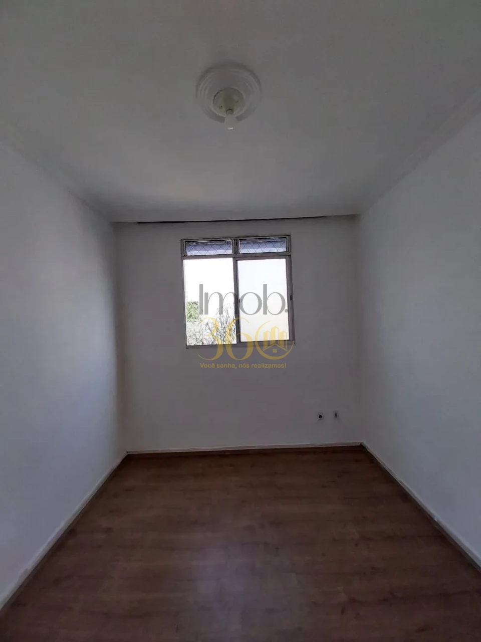 Imagens do imóveis ALUGUEL APARTAMENTO - BAIRRO OLÁRIA