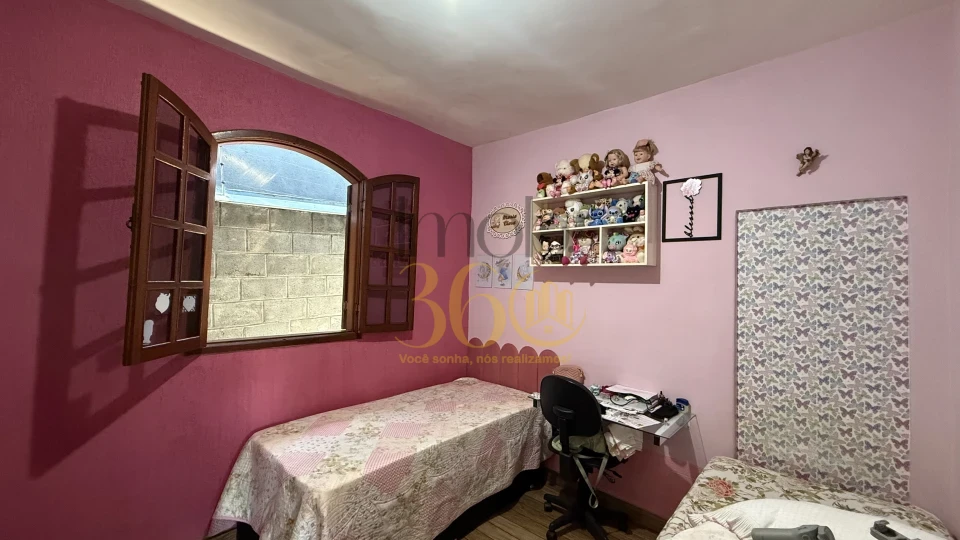 Imagens do imóveis CASA À VENDA 4 QUARTOS