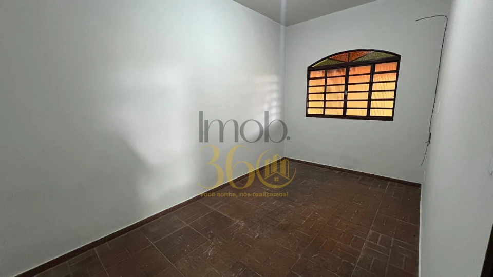 Imagens do imóveis CASA Á VENDA - BAIRRO CARDOSO