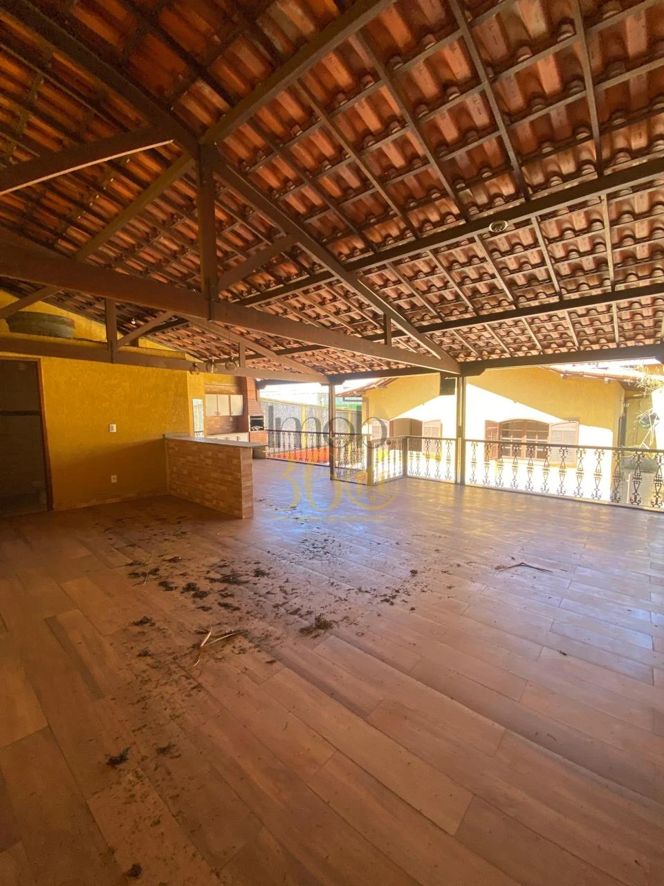 Imagens do imóveis CASA Á VENDA -  AMAZONAS