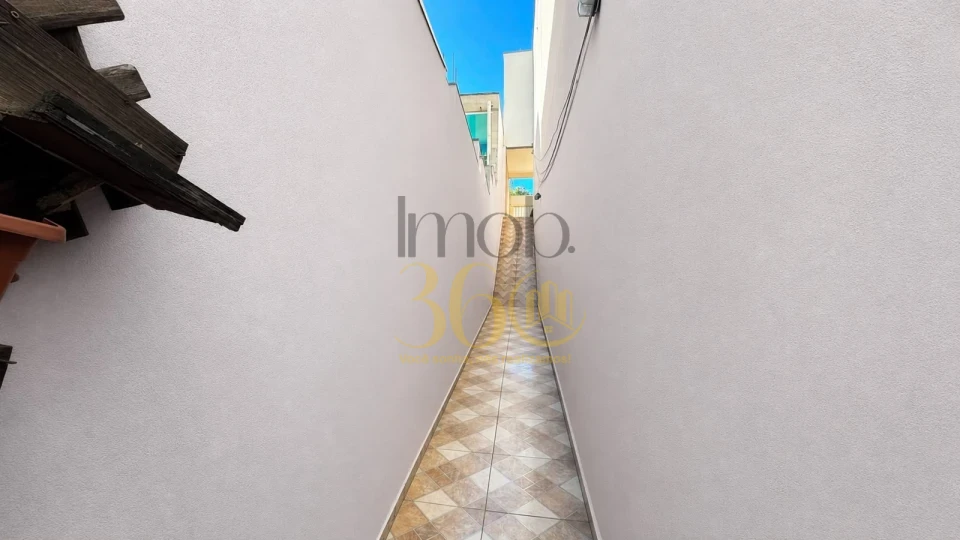 Imagens do imóveis CASA À VENDA - BAIRRO TIROL