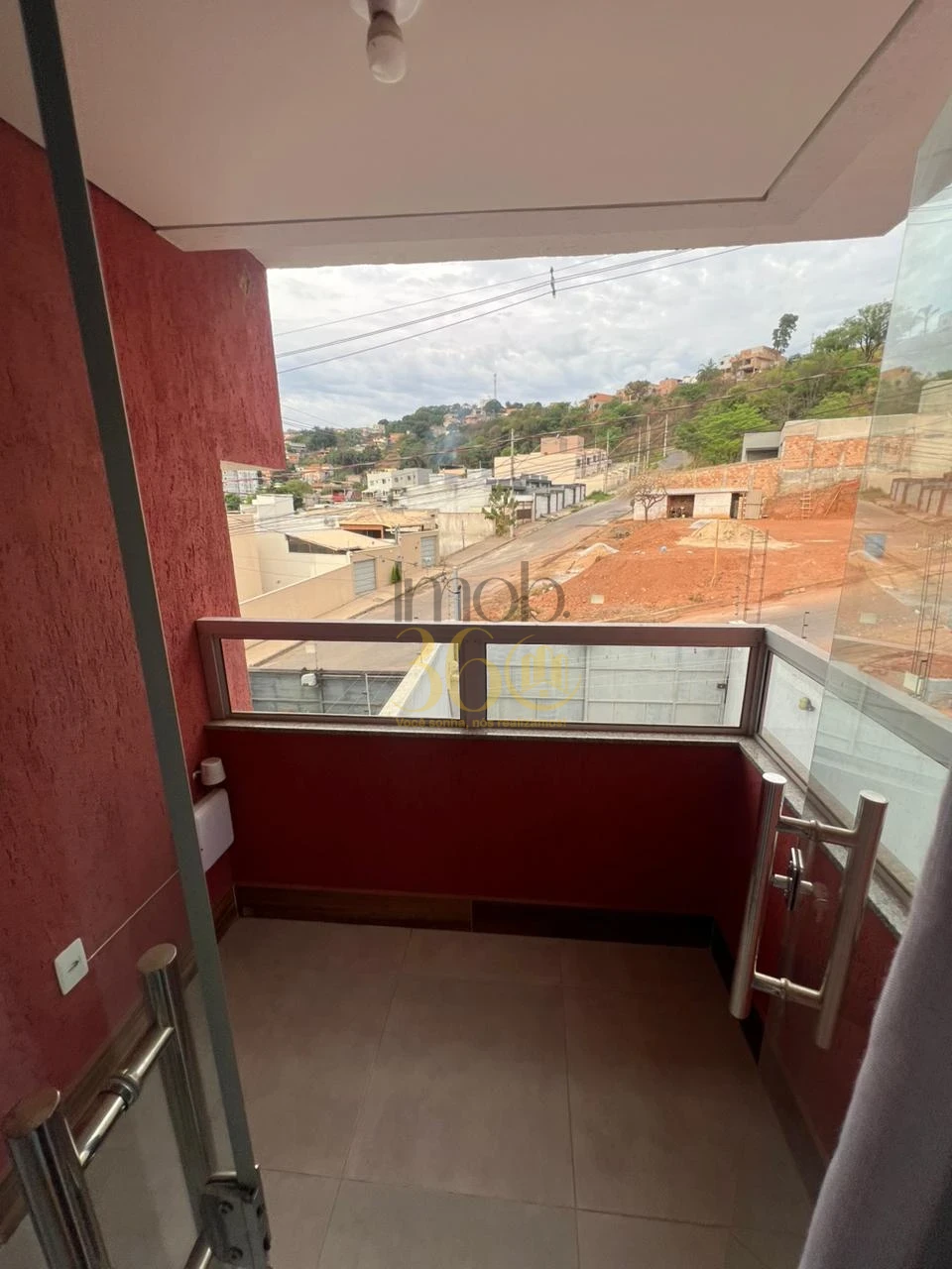 Imagens do imóveis CASA À VENDA - CAMARGOS,  IBIRITÉ