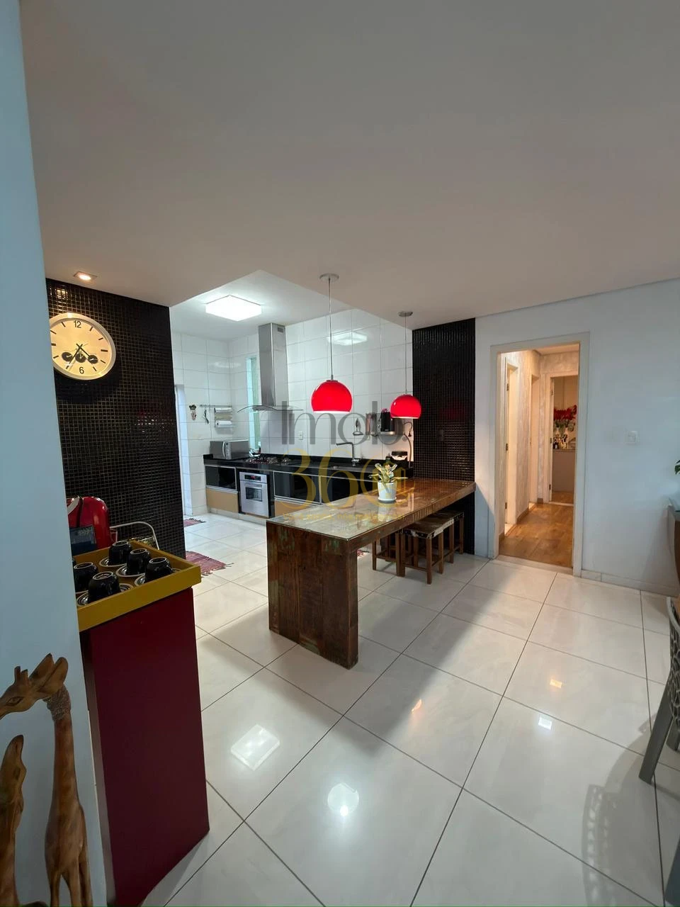 Imagens do imóveis CASA À VENDA 0 BAIRRO TIROL