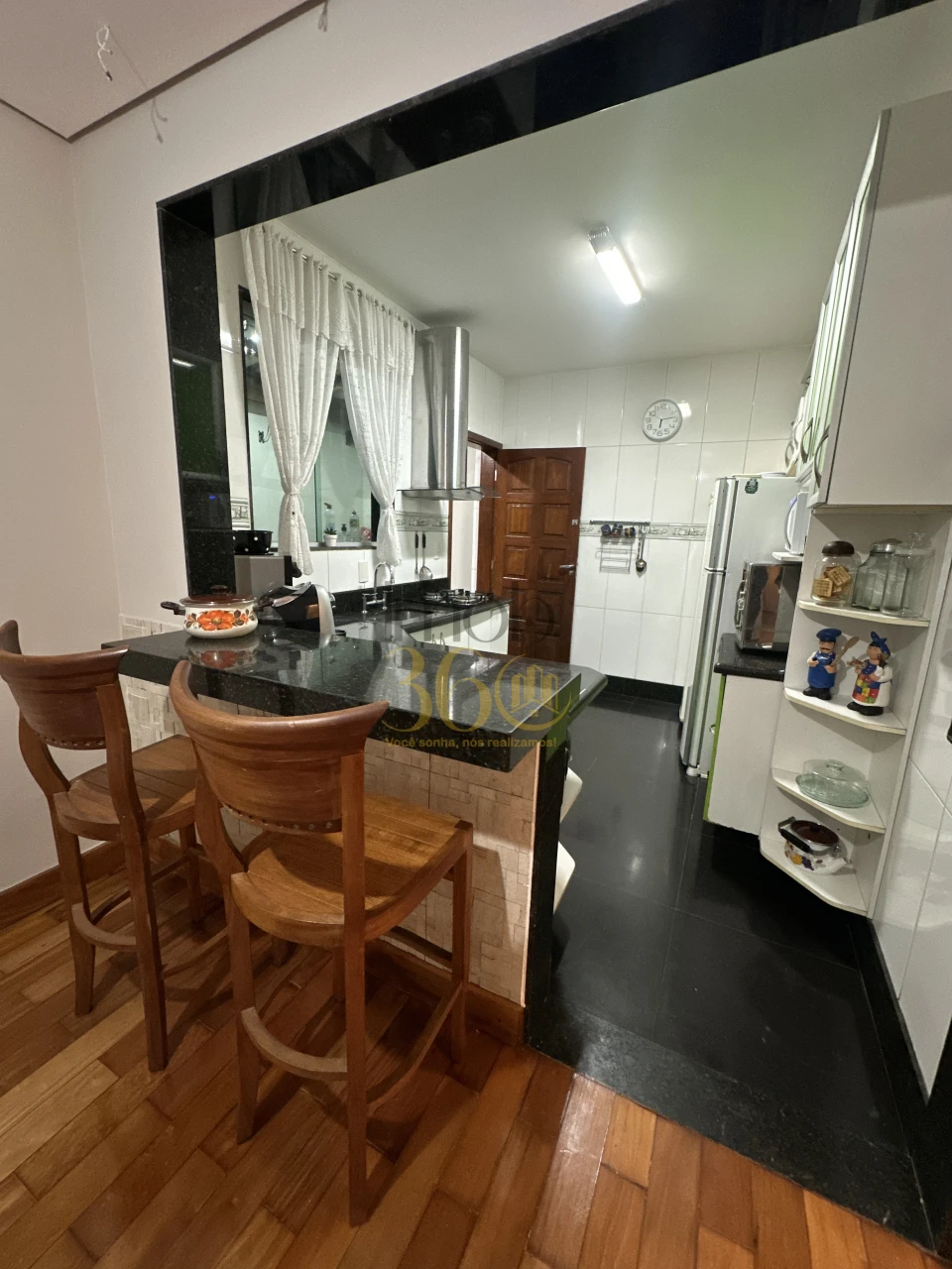 CASA Á VENDA TIROL (BARREIRO)