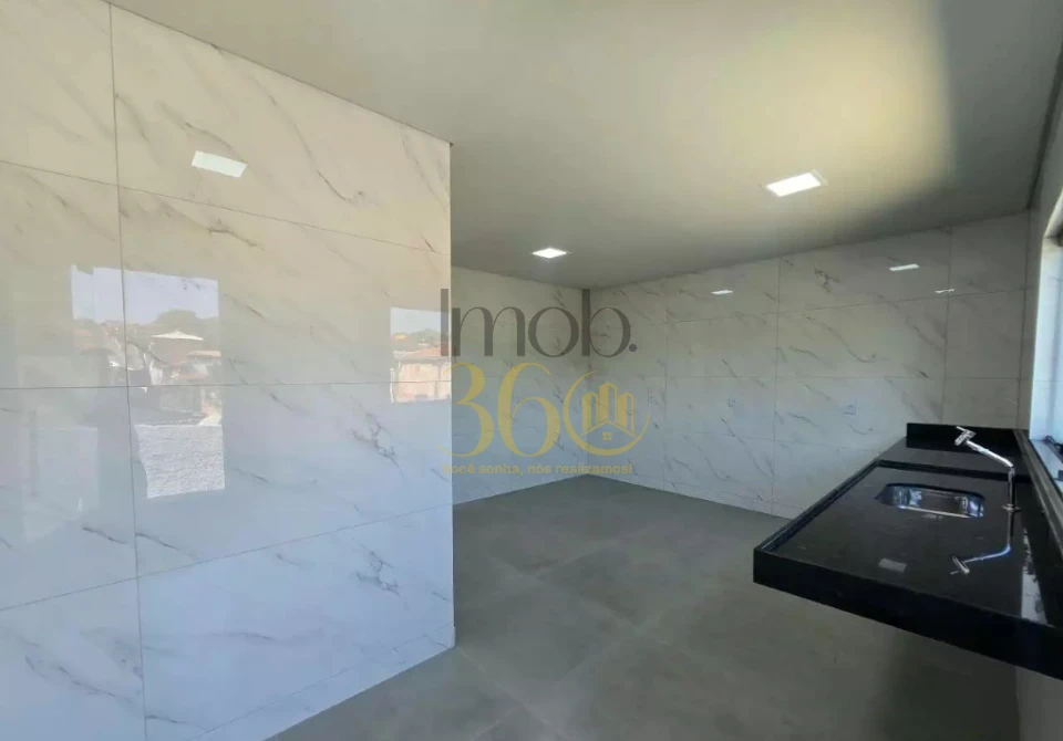 Imagens do imóveis CASA À VENDA - ITAIPU, TIROL