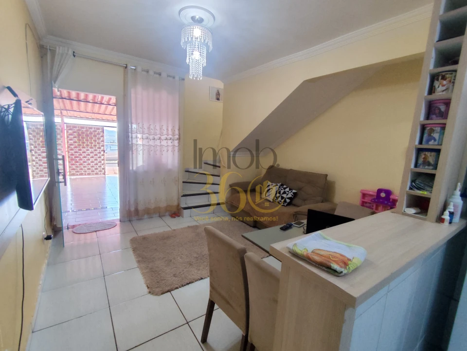 Imagens do imóveis Casa Geminada Duplex no Bosque de Ibirité com entrada individual.