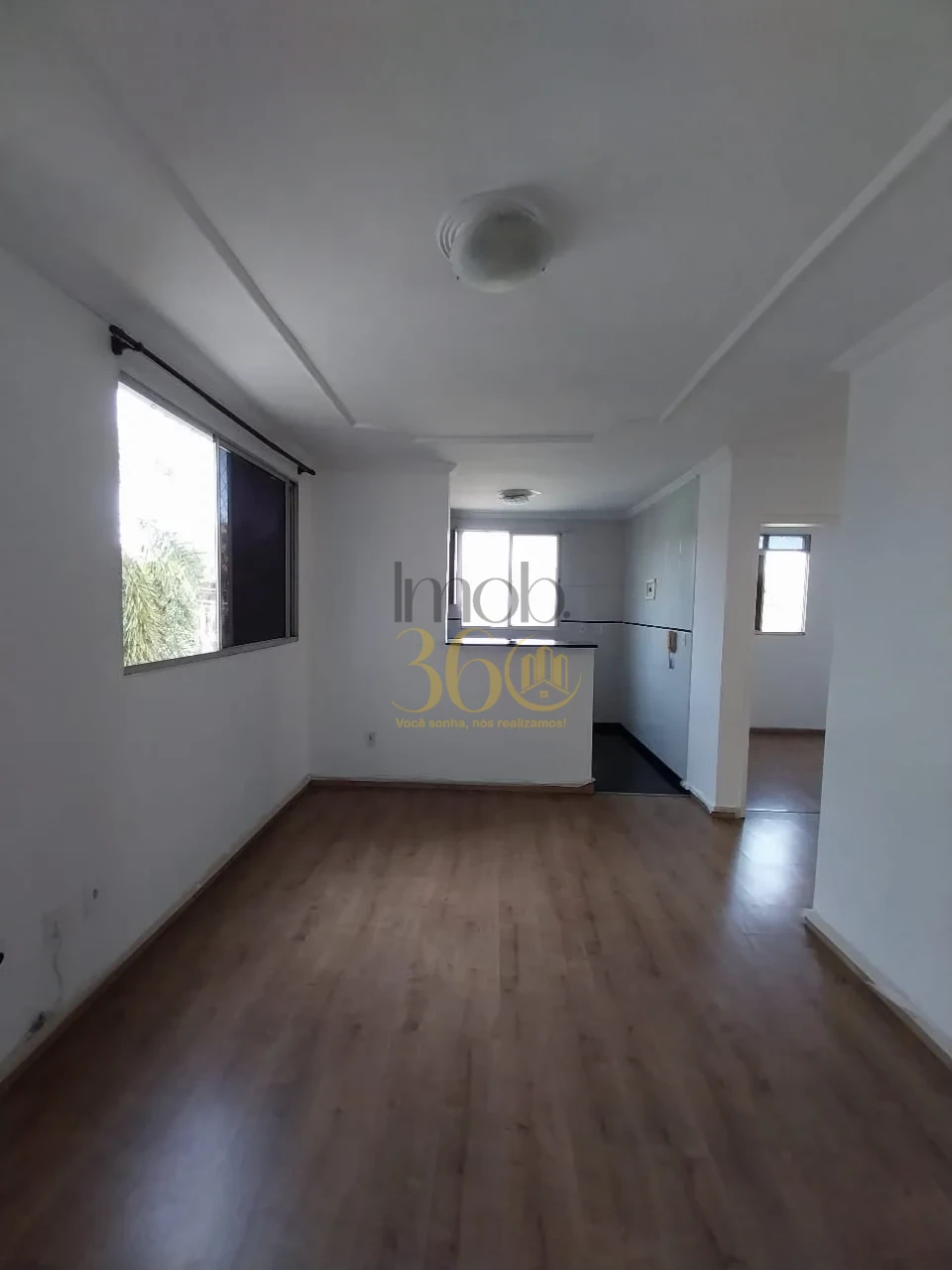 Imagens do imóveis ALUGUEL APARTAMENTO - BAIRRO OLÁRIA