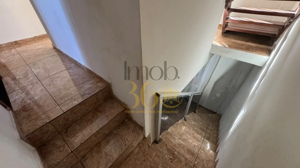 Imagens do imóveis CASA À VENDA - BAIRRO TIROL