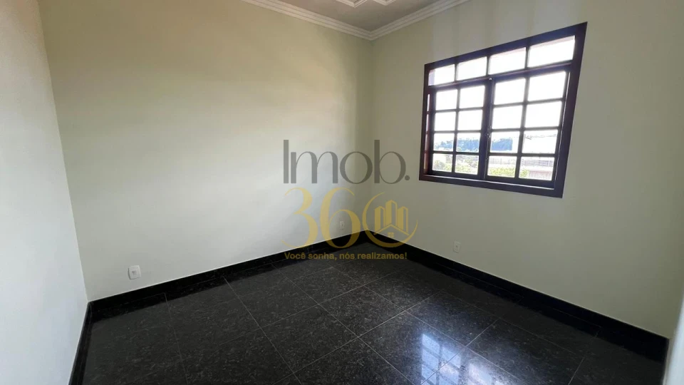 Imagens do imóveis CASA À VENDA - BAIRRO SANTA HELENA