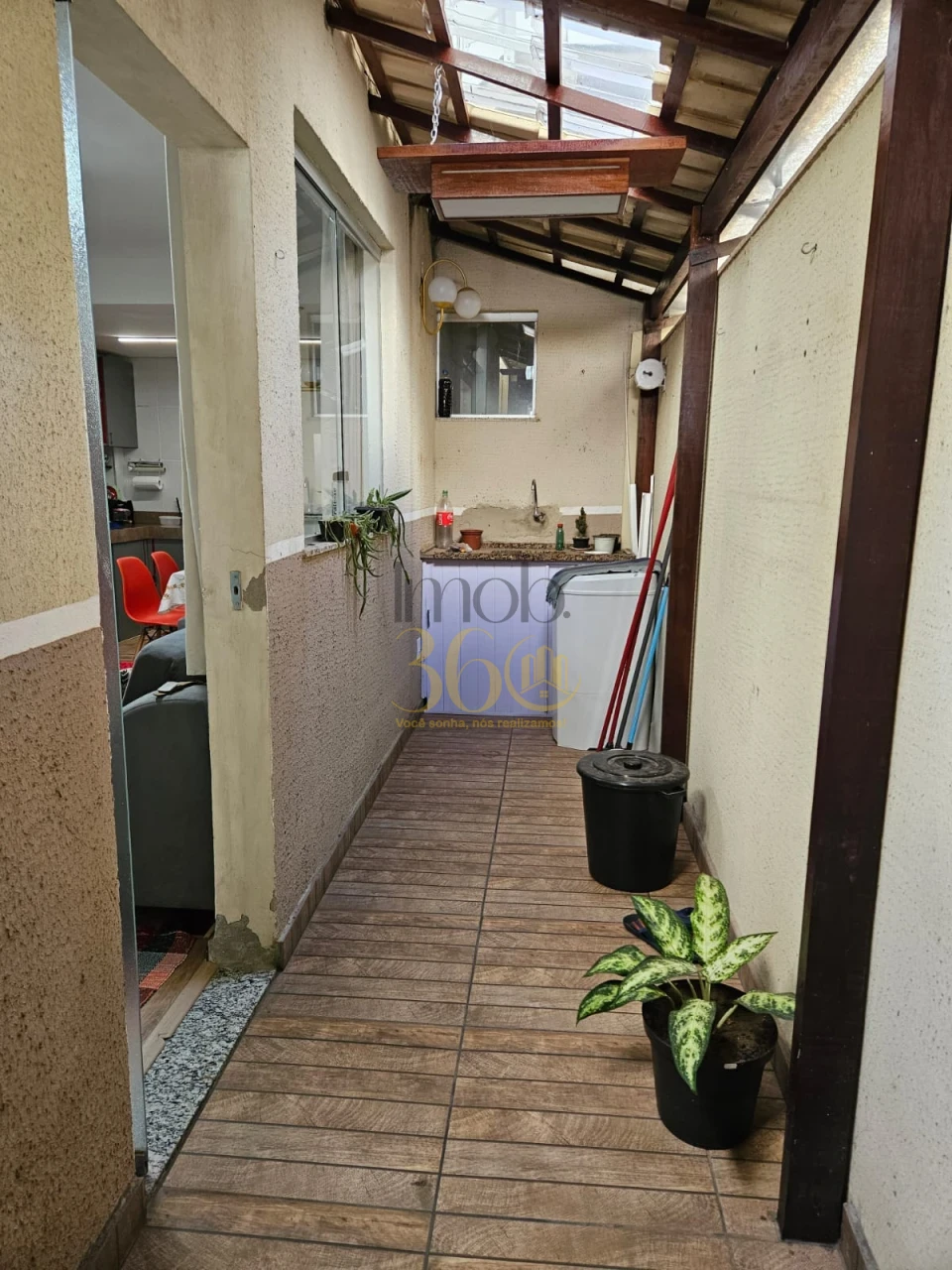 CASA Á VENDA - IBIRITE