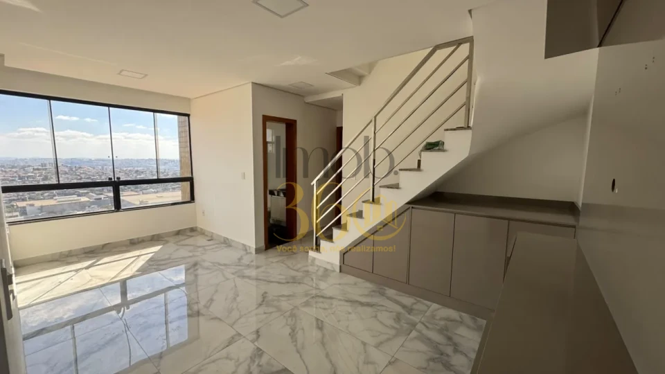 COBERTURA Á VENDA - BARREIRO