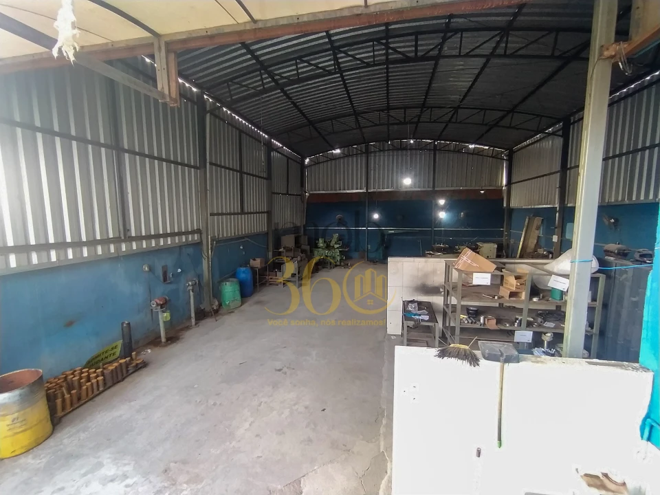 GALPÃO Á VENDA LÍNDEIA