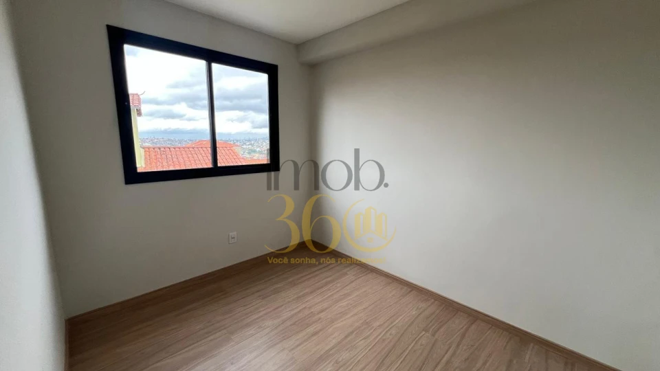 COBERTURA Á VENDA - BAIRRO TIROL