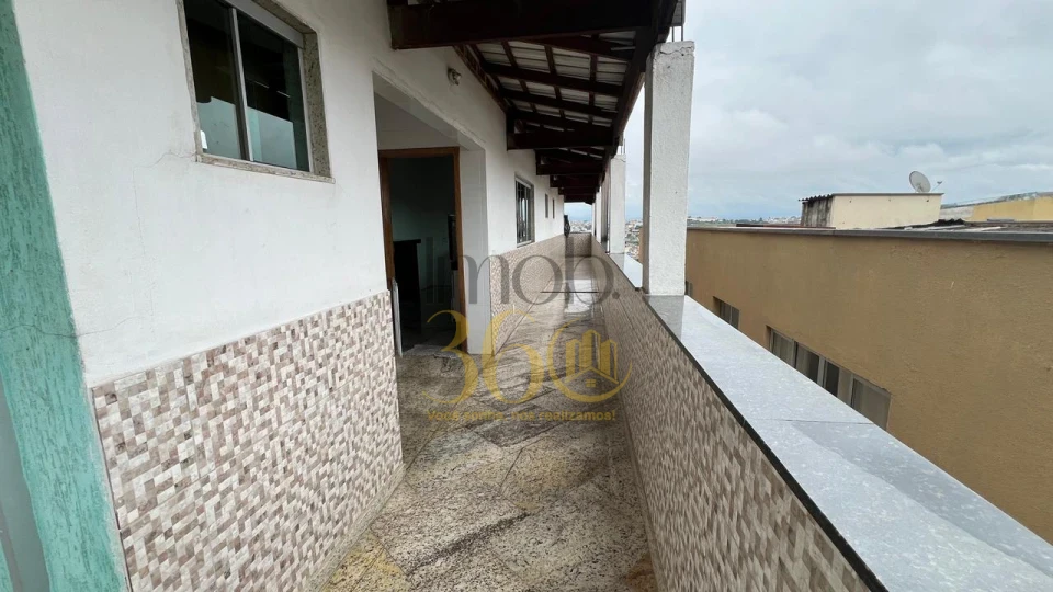 CASA Á VENDA -  DIAMANTE (BARREIRO)