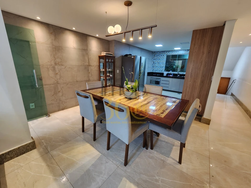 CASA Á VENDA TEIXEIRA DIAS (BARREIRO)