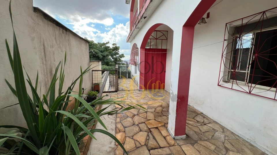 Imagens do imóveis CASA Á VENDA - TEIXEIRA DIAS