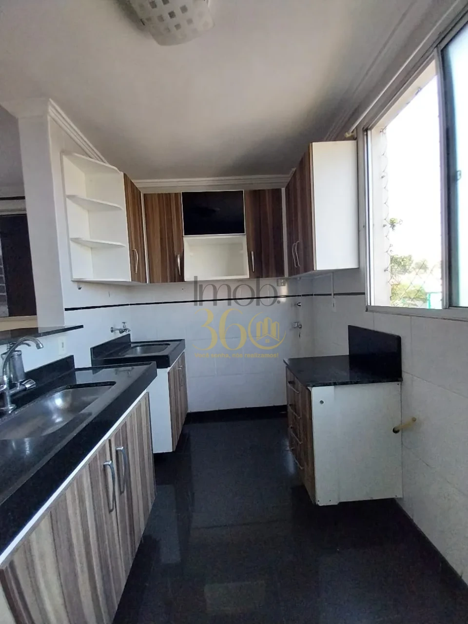 Imagens do imóveis ALUGUEL APARTAMENTO - BAIRRO OLÁRIA