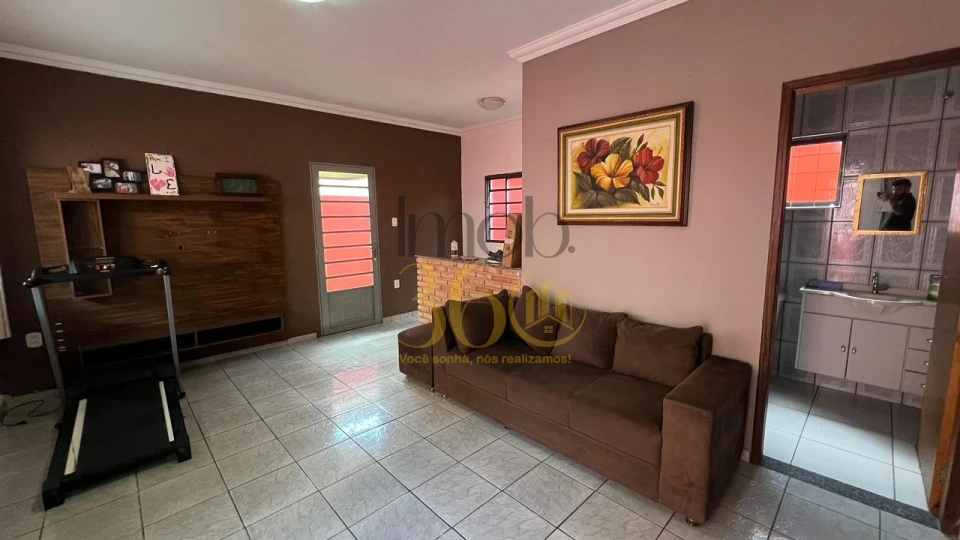 Imagens do imóveis CASA Á VENDA - BAIRRO INDUSTRIAS