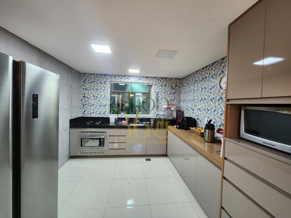 CASA Á VENDA TEIXEIRA DIAS (BARREIRO)