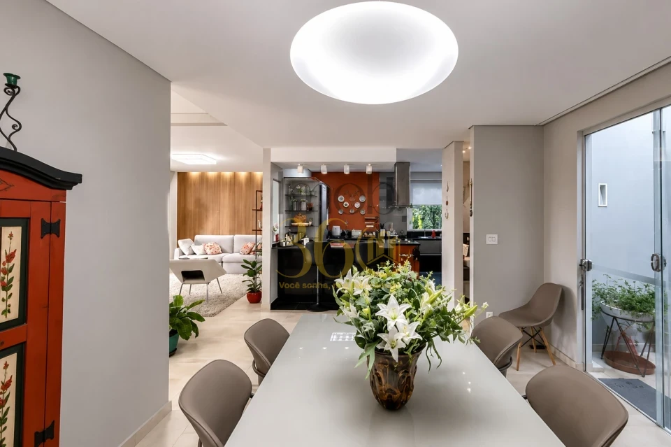 CASAS Á VENDA NO BAIRRO ESTORIL