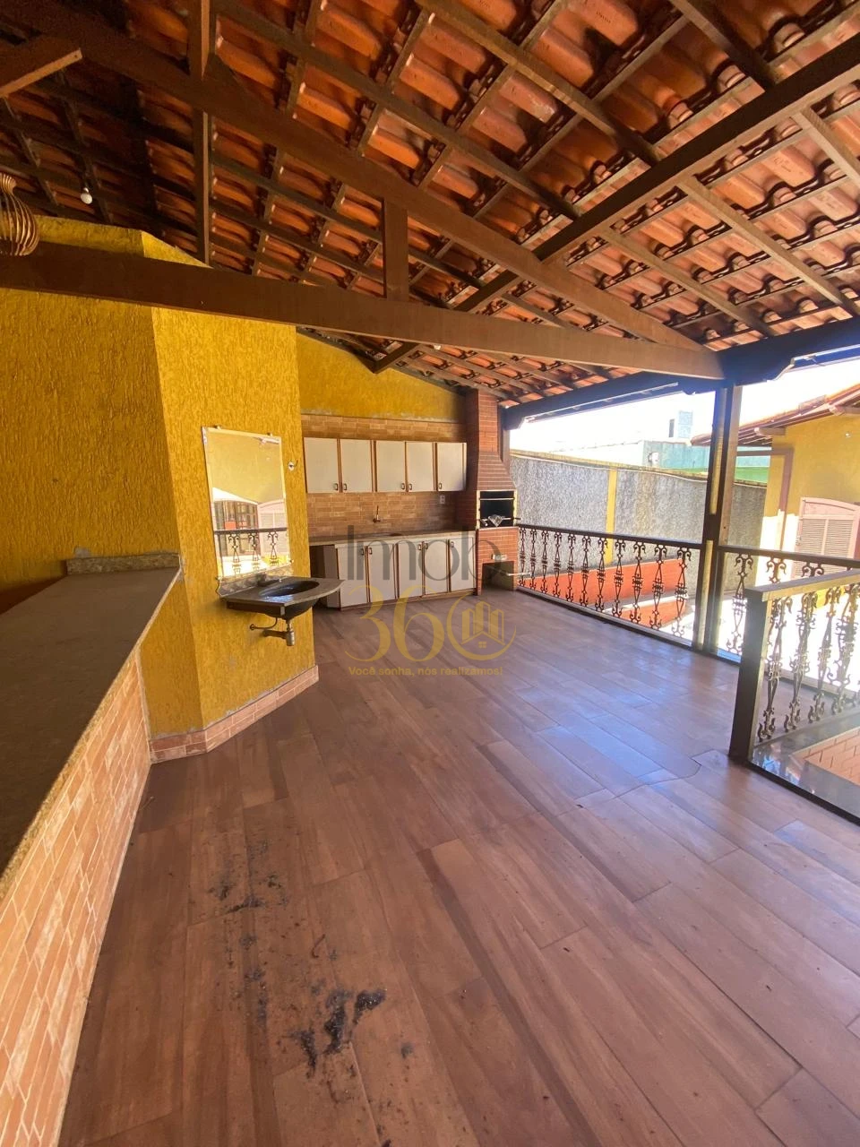 Imagens do imóveis CASA Á VENDA -  AMAZONAS