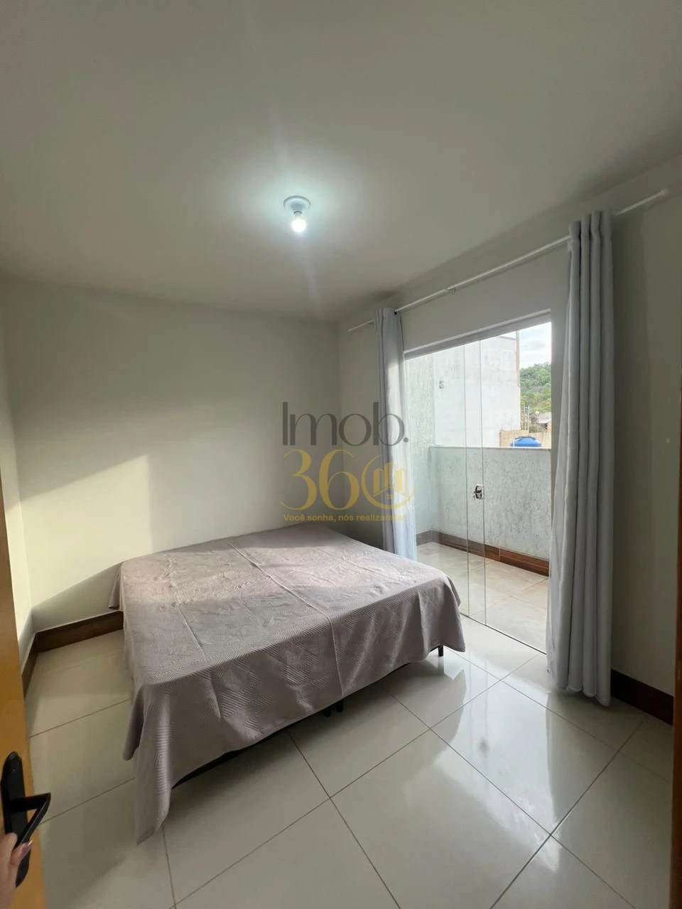 Imagens do imóveis CASA À VENDA - CAMARGOS,  IBIRITÉ