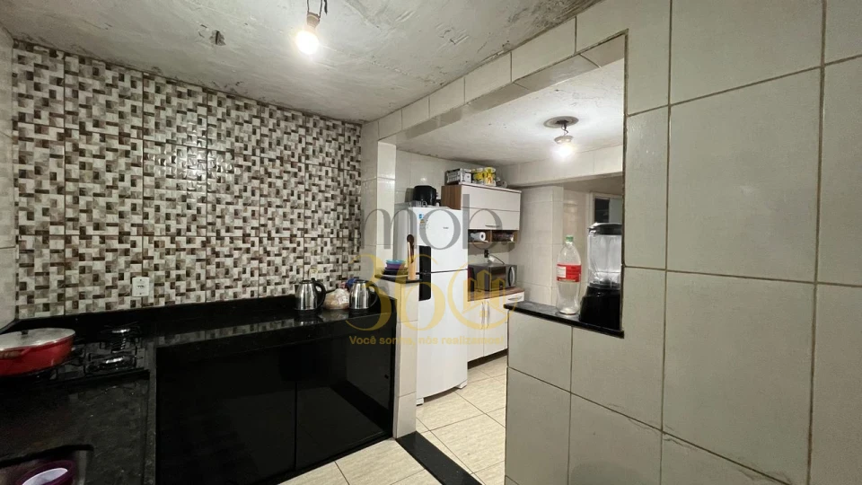 CASA Á VENDA - BRASIL INDUSTRIAL