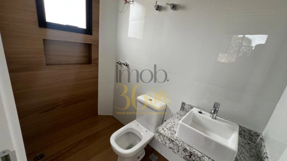 COBERTURA Á VENDA - BAIRRO TIROL