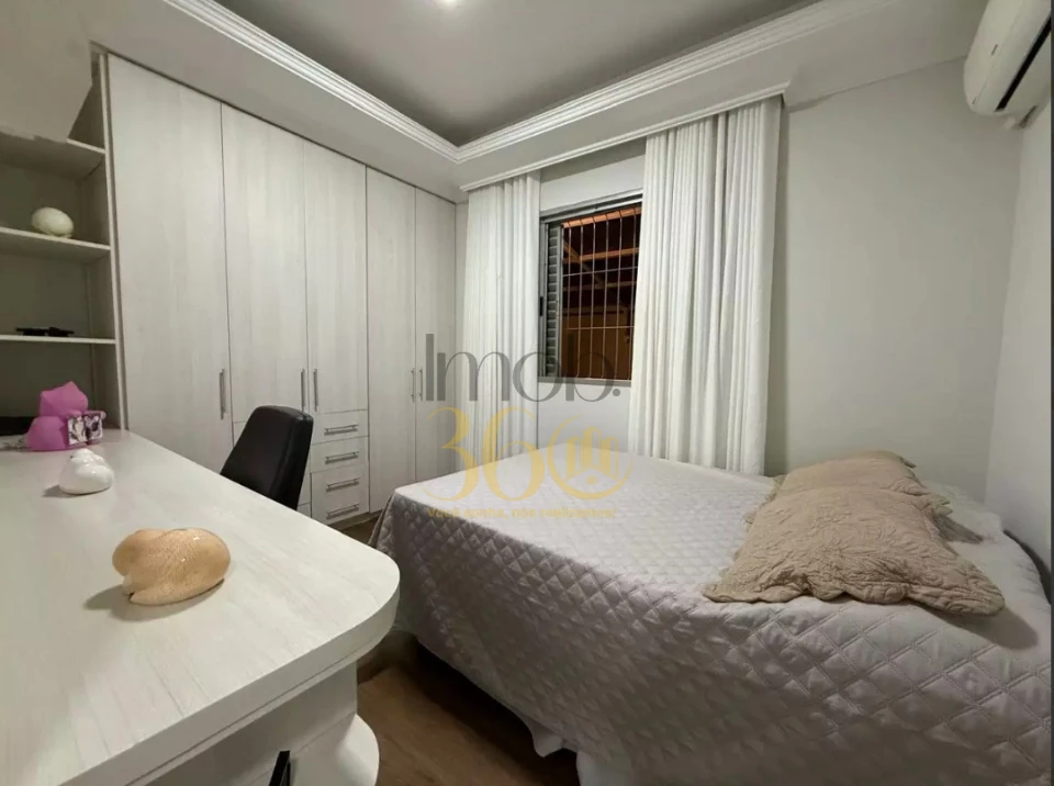 CASA Á VENDA -  TIROL (BARREIRO)