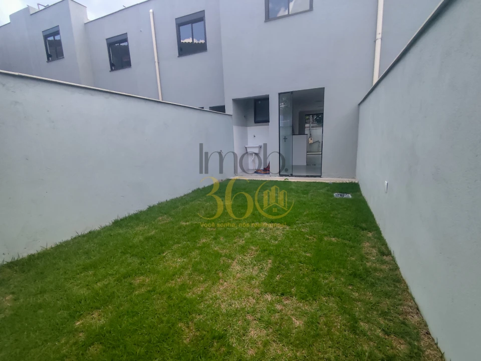 Imagens do imóveis Casa Geminada Duplex com 02 Suítes