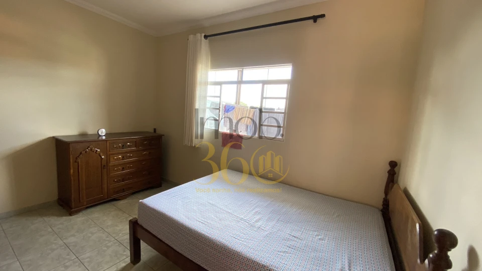 Imagens do imóveis 2 CASAS NO MESMO LOTE - BAIRRO MILIONÁRIOS