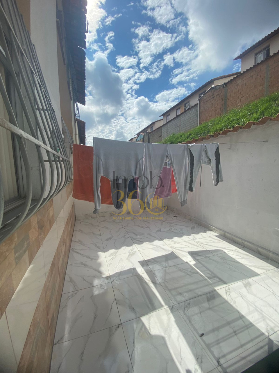 Imagens do imóveis Casa à Venda no Solar do Barreiro – Conforto e Ótima Localização!