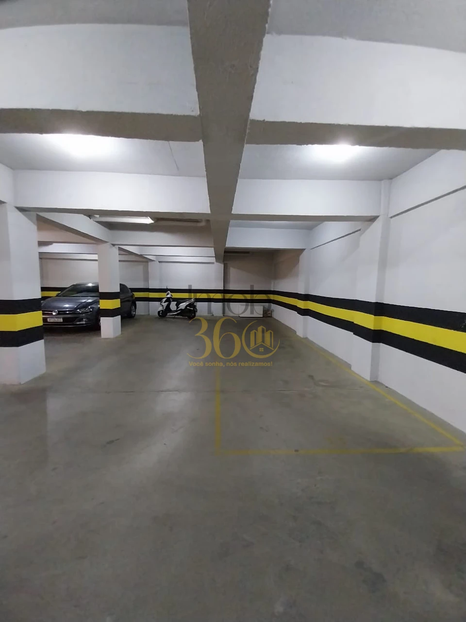 COBERTURA APARTAMENTO - BARREIRO