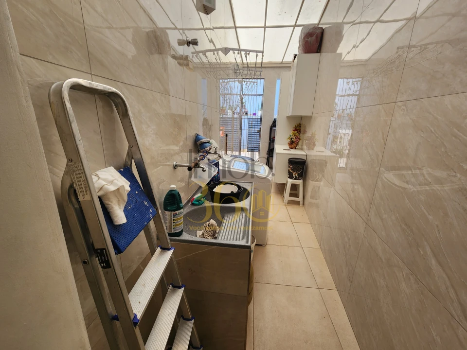 CASA Á VENDA TEIXEIRA DIAS (BARREIRO)