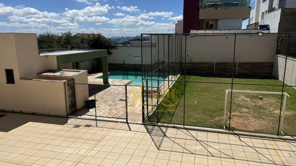 Imagens do imóveis ÁREA PRIVATIVA BARREIRO