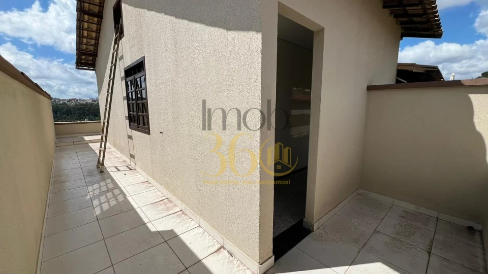 Imagens do imóveis CASA À VENDA - BAIRRO SANTA HELENA