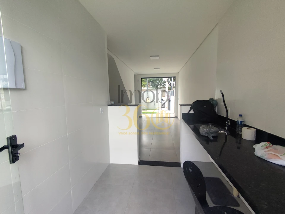 Imagens do imóveis Casa Geminada Duplex com 02 Suítes