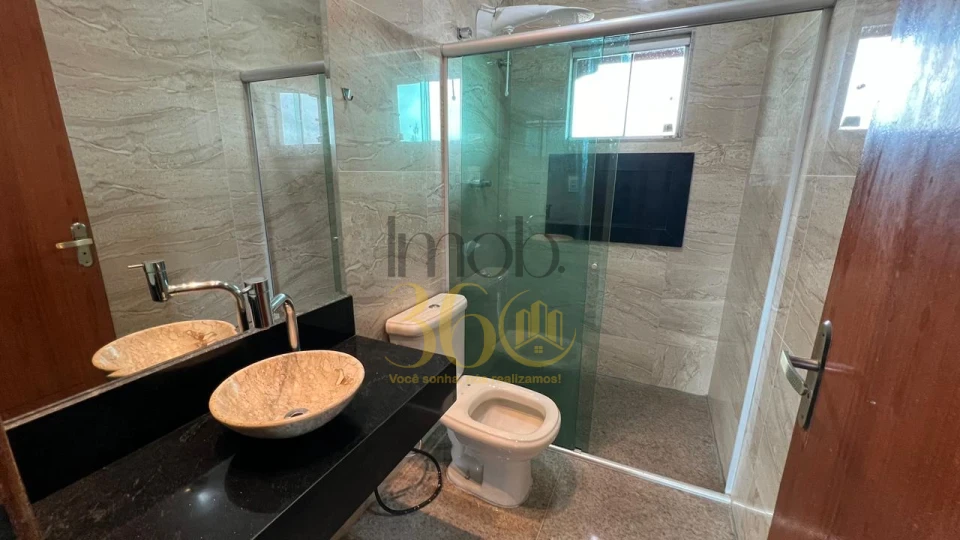 CASA Á VENDA -  DIAMANTE (BARREIRO)