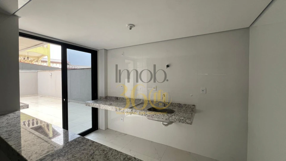 Imagens do imóveis ÁREA PRIVATIVA Á VENDA - BAIRRO TIROL