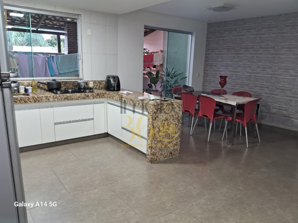 Casa à venda com 3 quartos, 100m² - Foto 6