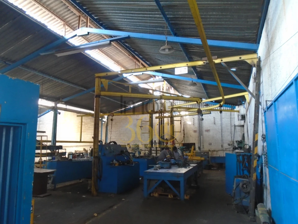 GALPÃO À VENDA JATOBÁ