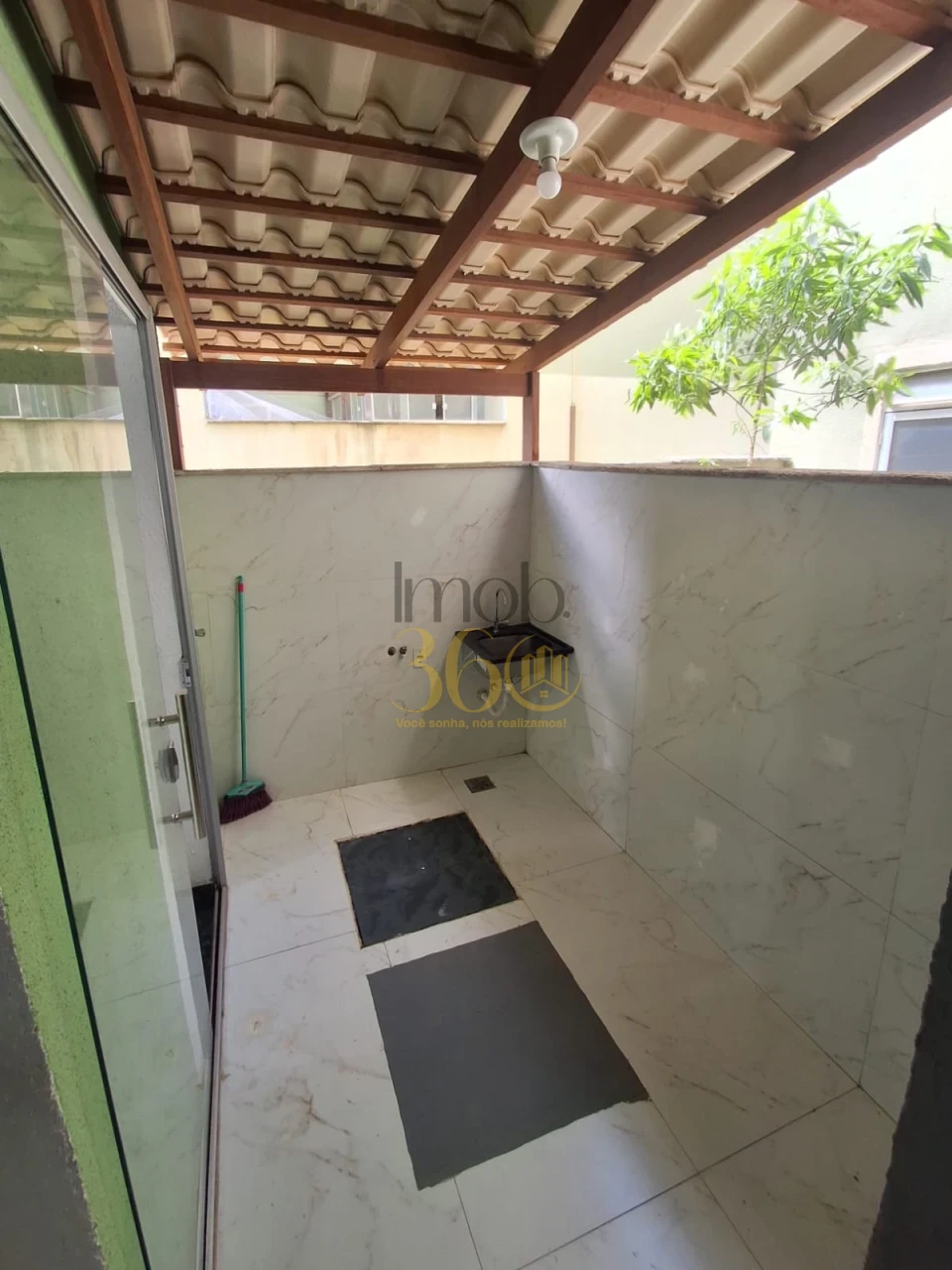 Imagens do imóveis ÁREA PRIVATIVA - BAIRRO SAPUCAIA, CONTAGEM
