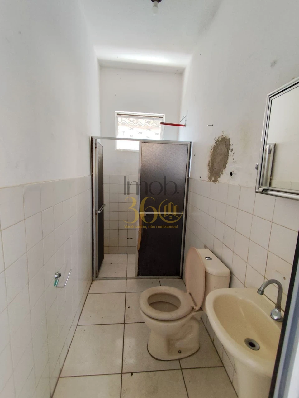 Imagens do imóveis CASA GEMINADA LINEAR À VENDA - BAIRRO MILIONÁRIOS