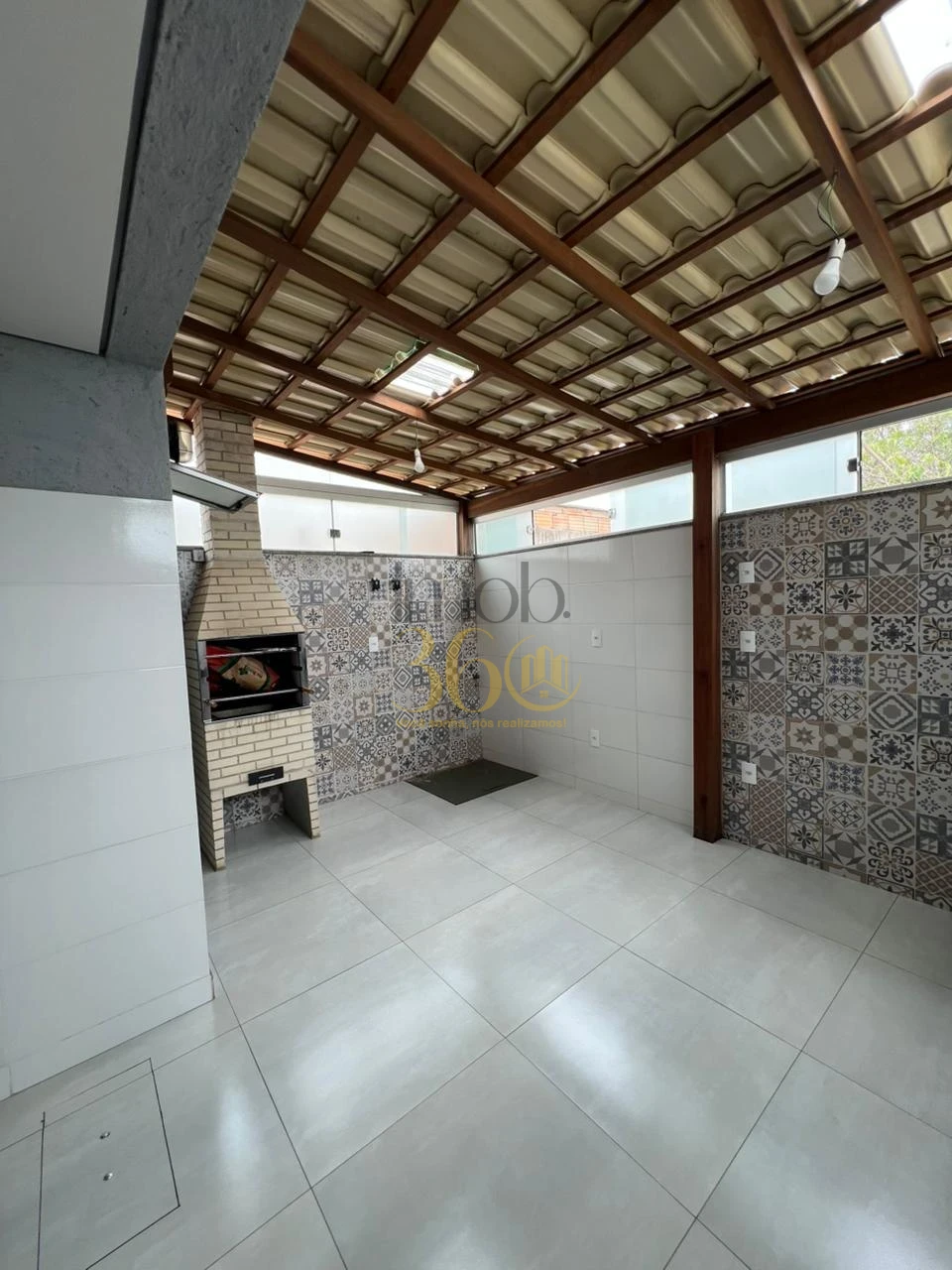 Imagens do imóveis CASA À VENDA - CAMARGOS,  IBIRITÉ