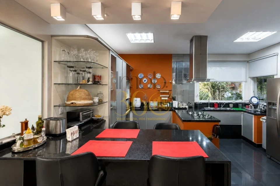 CASAS Á VENDA NO BAIRRO ESTORIL