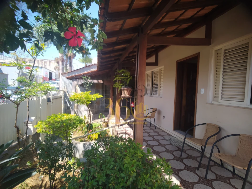 Oportunidade! Casa à Venda no Barreiro