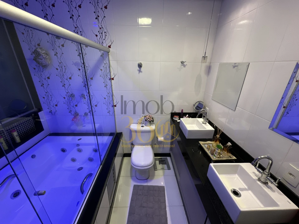 CASA Á VENDA TIROL (BARREIRO)