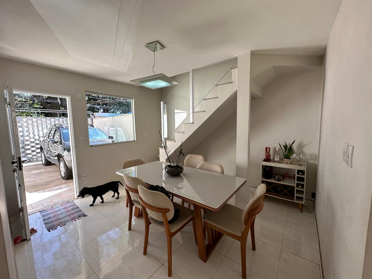 Imagens do imóveis CASA Á VENDA - BONSUCESSO