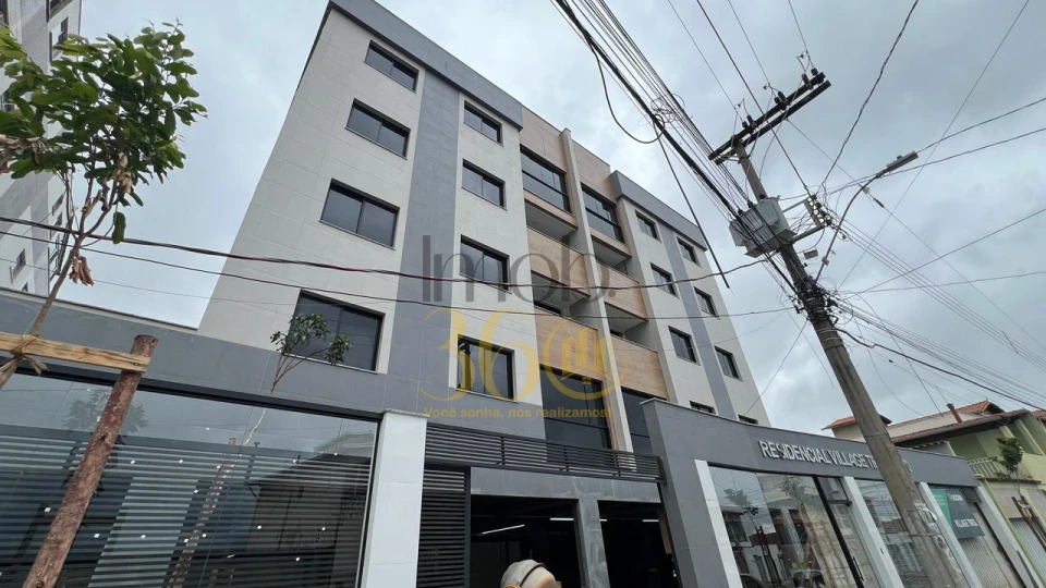 COBERTURA Á VENDA - BAIRRO TIROL