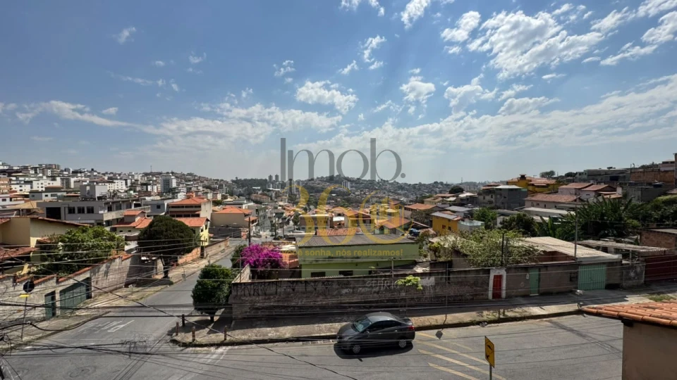 Imagens do imóveis CASA À VENDA - BRASIL  INDUSTRIAL